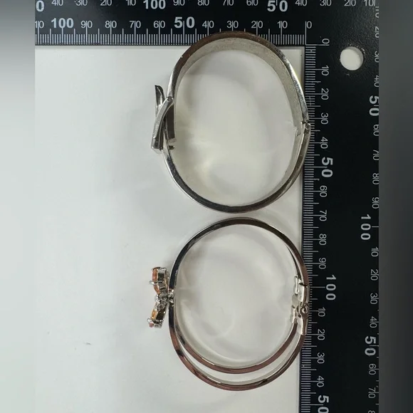 Clamper Bracelet Set - Picture 7 of 7